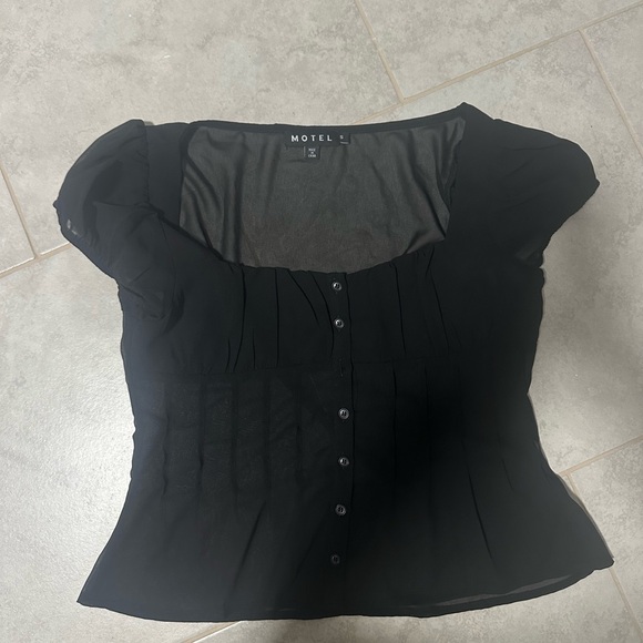 Motel Rocks Rolina Blouse In Chiffon Black - Picture 7 of 8